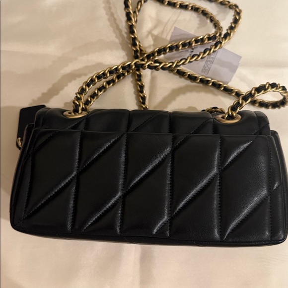 Coach Black Quilted Leather Tabby 20 Crossbody Bag with Gold Chain - Picture 2 of 8